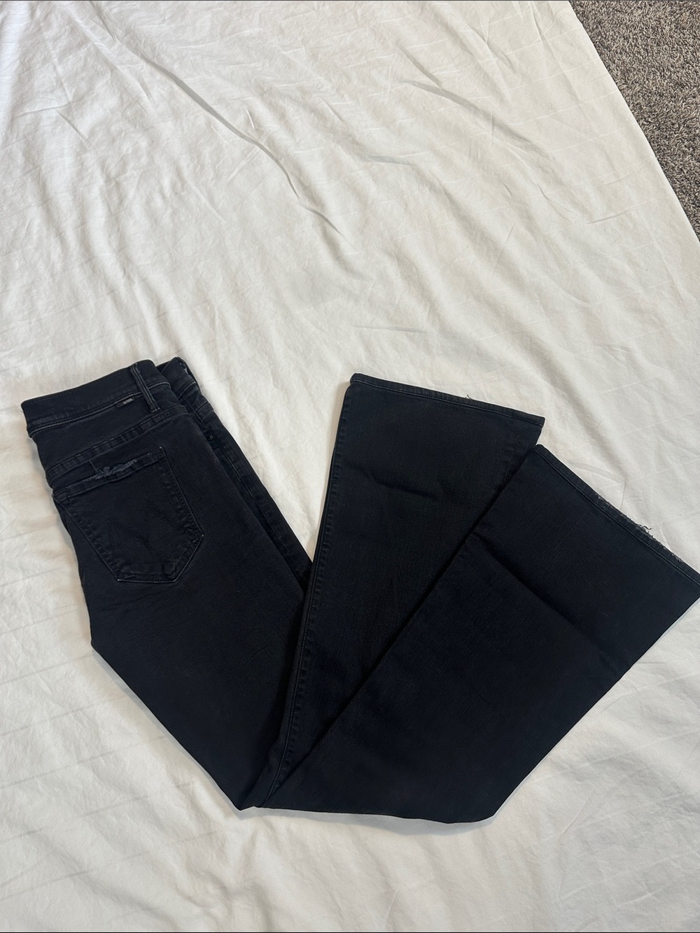 MOTHER Cruiser black Flared Jeans